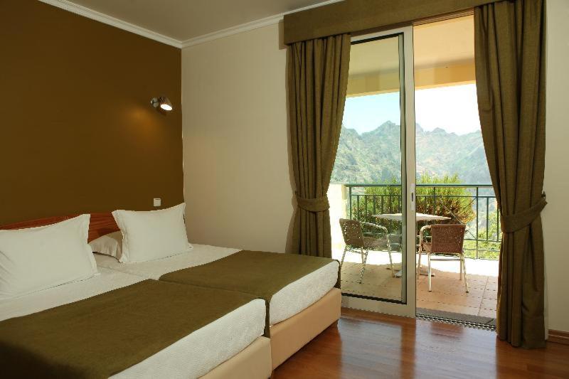 Eira Do Serrado - Hotel & Spa Curral Das Freiras Oda fotoğraf